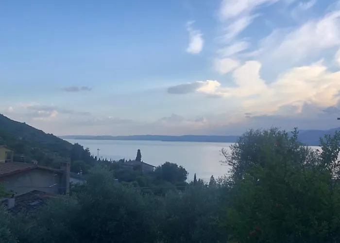 Un Angolo Di Paradiso Паи